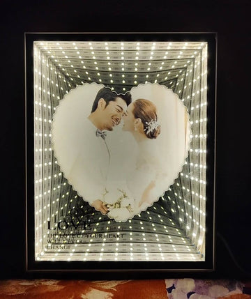 3D Infinity Heart LED Photo Frame – Custom Picture Gift
